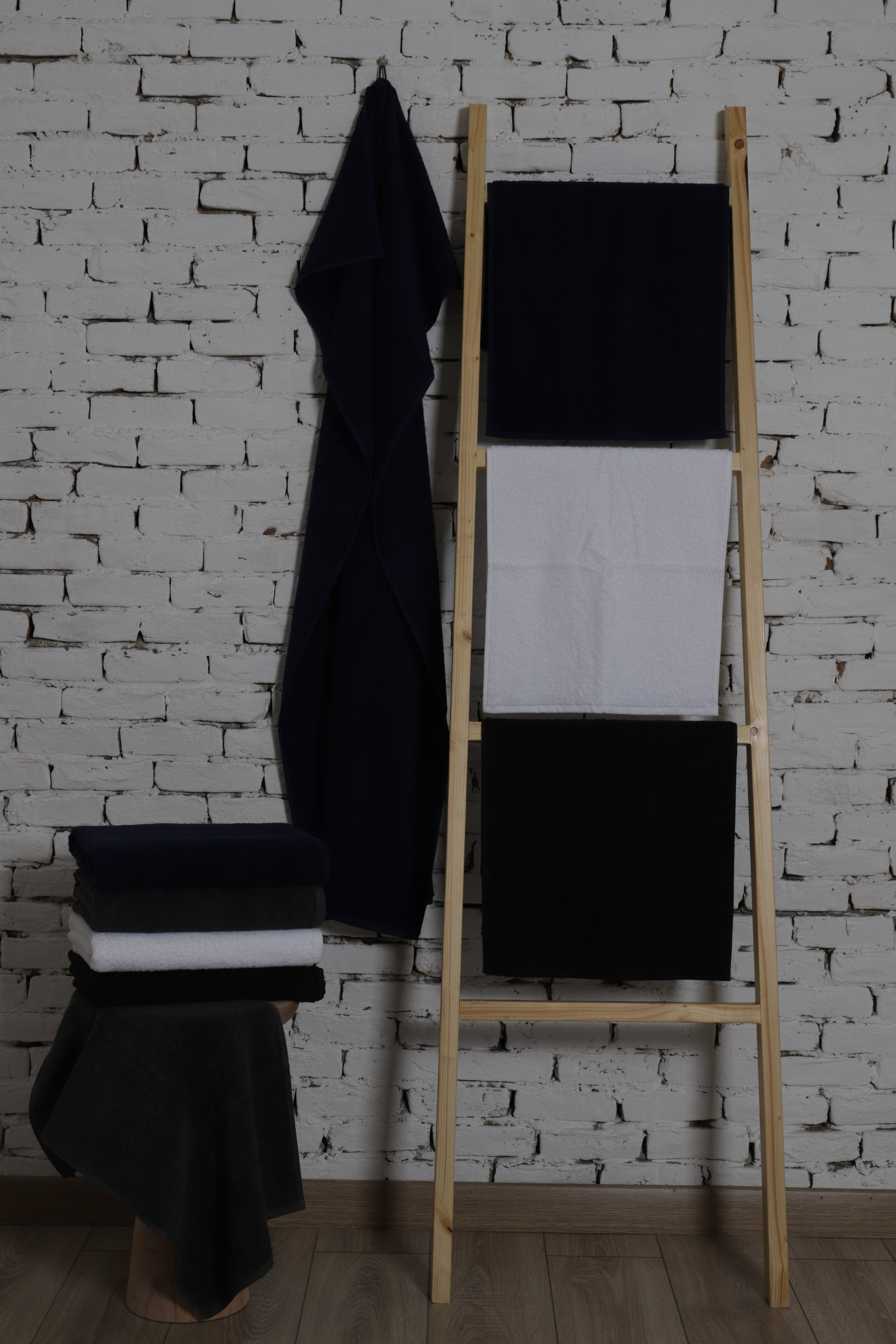 Bath Set (2 Hand and 2 Bath Towels)